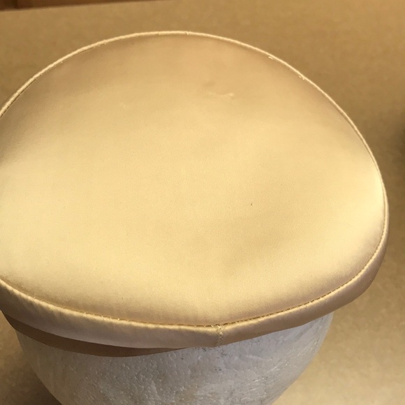 Cindy Vintage Hat - Picture 5 of 7